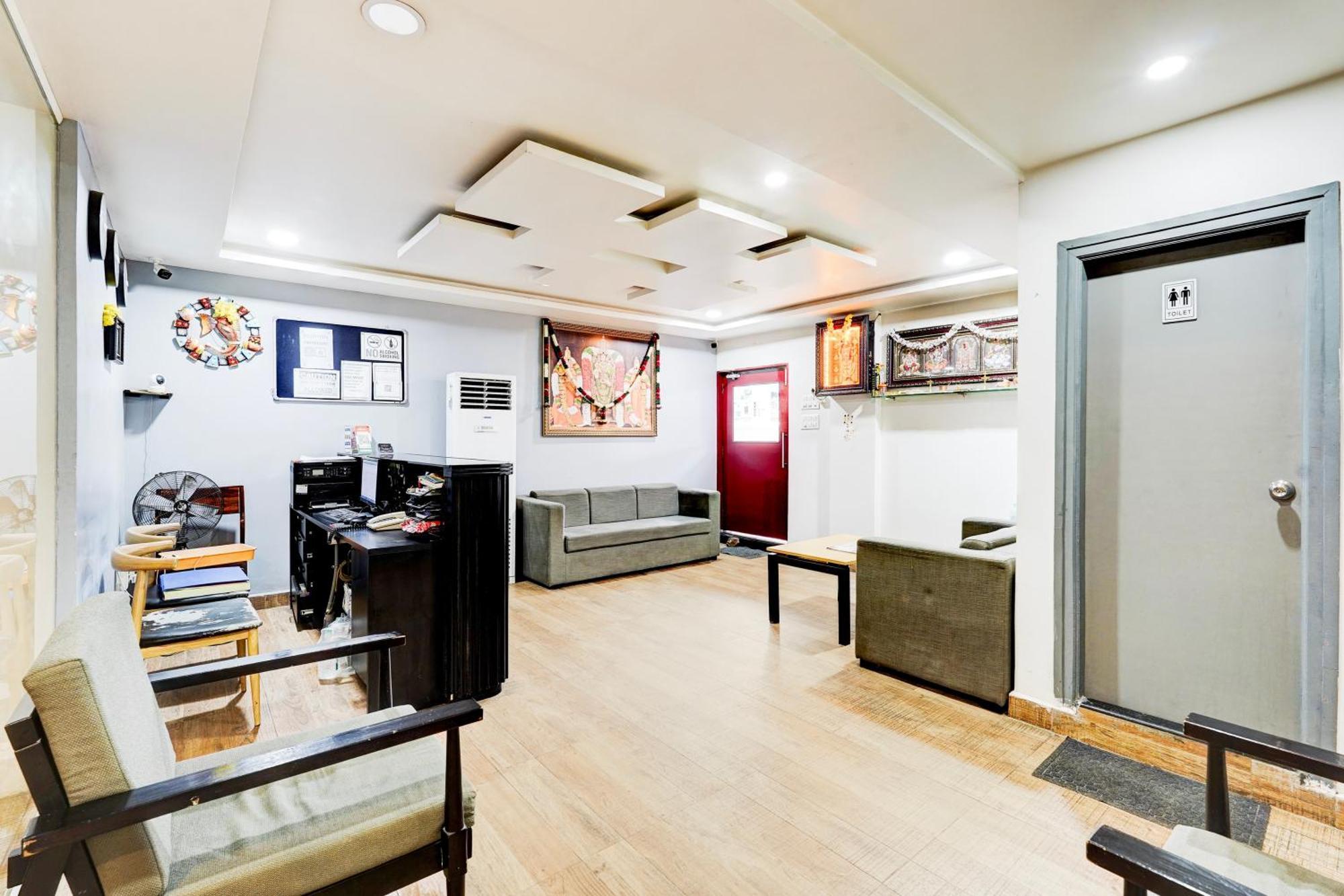 Super Townhouse Tirupati Hotel ภายนอก รูปภาพ